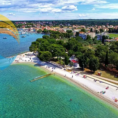 Gostinjska kuća August 875
